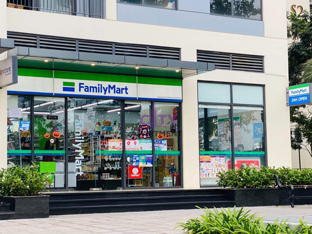 Cửa hàng FamilyMart